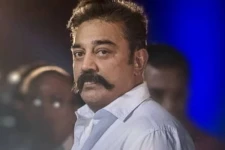 கமல் அரசியல் பிரச்சாரம் செய்யும் இடத்தில் மாஸ் காட்டிய பிக்பாஸ் ஆரி ரசிகர்கள்..! வீடியோவுடன் இதோ..