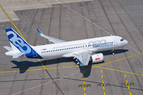 Airbus நிறுவனத்தின் திடீர் முடிவு... உலகம் முழுவதும் விமான சேவைகள் பாதிக்கப்படும் அபாயம் | Airbus Issues Global Flight Disruption Airbus நிறுவனத்தின் திடீர் முடிவு... உலகம் முழுவதும் விமான சேவைகள் பாதிக்கப்படும் அபாயம் | Airbus Issues Global Flight Disruption