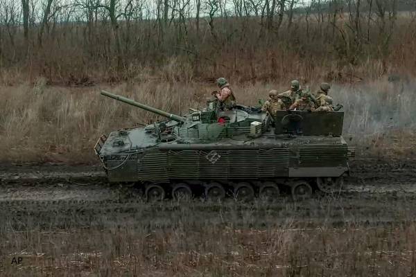 russian troop force african as human bomb