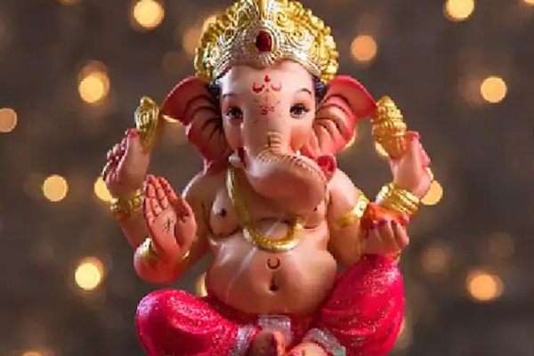 இன்று  விக்கினங்களை தீர்க்கும் விநாயகர் சதுர்த்தி;  தப்பித்தவறி கூட பூஜையில்  இதை பயன் படுத்தாதீங்க! | Ganesha Chaturthi Special