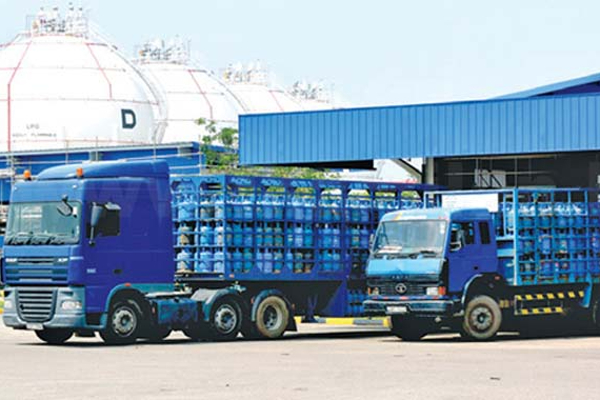 நாட்டில் எஞ்சியிருக்கும் ஒரேஒரு நிறுவனமும் இழுத்து மூடப்படும் அபாயம்! - ஐபிசி தமிழ்