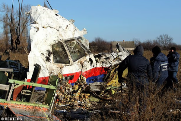 experts-warning-putin-could-shoot-passenger-plane