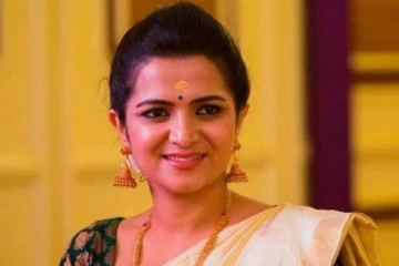 சன் டிவி சீரியலில் விஜய் டிவி தொகுப்பாளினி திவ்யதர்ஷினி.. பலரும் பார்த்திராத காட்சி