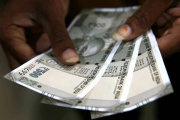 ரூ.500 நோட்டுகளை உடனே தடை செய்யணும் - முதலமைச்சர் திட்டவட்டம்