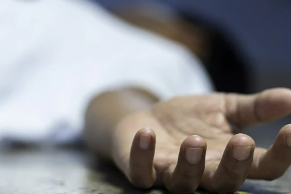 வீடொன்றில் அரங்கேறிய கொடூரம்; மனைவி பலி கணவர் கைது! | Family Dispute Wife Killed Husband Arrested