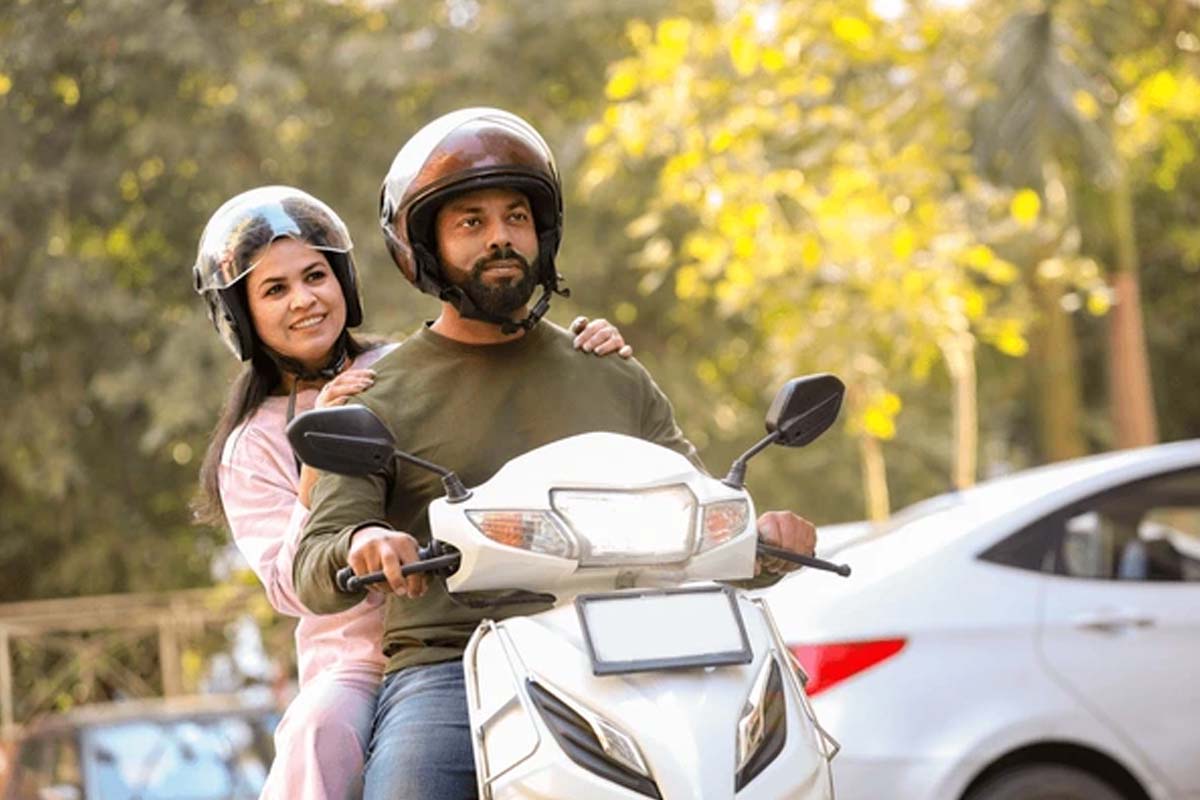 ஹெல்மெட் அணிந்தால் முடி கொட்டுமா?.. பலரும் அறியாத உண்மை | Using Helmet Will Lose Your Hair