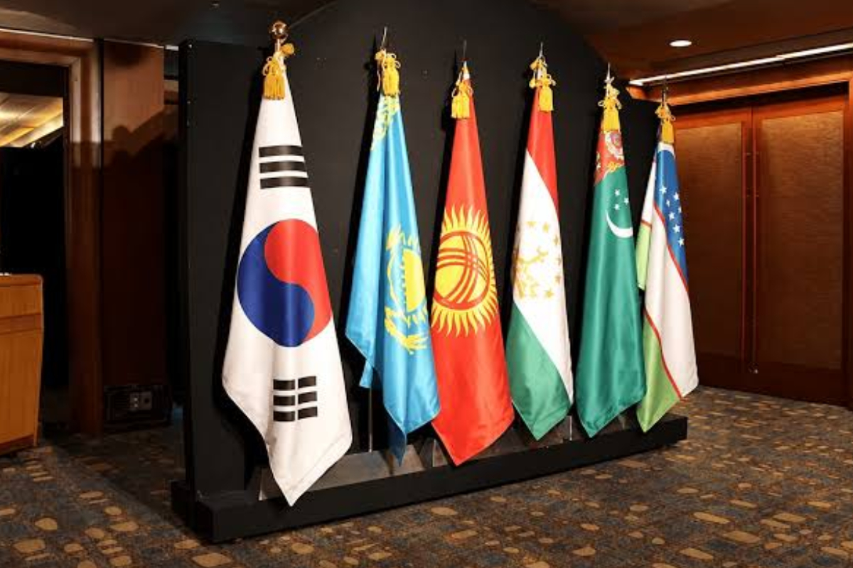 வரலாற்றுச் சிறப்புமிக்க C5+ உச்சிமாநாடு சியோலில் ஆரம்பம் | Historic C5 Summit Begins In Seoul வரலாற்றுச் சிறப்புமிக்க C5+ உச்சிமாநாடு சியோலில் ஆரம்பம் | Historic C5 Summit Begins In Seoul