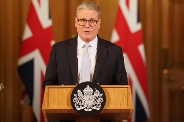 சொந்த நாட்டிலேயே அந்நியர்கள் போல் உணரும் பிரித்தானியர்கள்