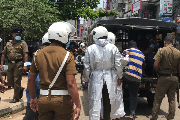 நீர்கொழும்பில் பரபரப்பு- பெற்ற குழந்தையை கொன்ற தாய்! - ஐபிசி தமிழ்