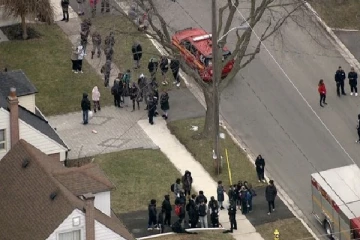 கனடாவில் பாடசாலைக்கு எதிரில் மாணவன் மீது துப்பாக்கிச் சூடு!