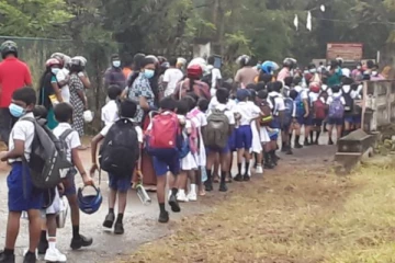 எரிபொருள் தட்டுப்பாடு: பாடசாலை மாணவர்கள் போக்குவரத்து சங்கம் விடுத்துள்ள அறிவித்தல்