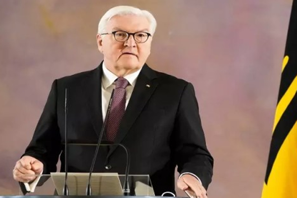 மீண்டும் ஜெர்மனி அதிபரானார் பிரான்க் வால்டர் ஸ்டீன்மையர் - குவியும் வாழ்த்துக்கள் | Became President Germany Frank Walter Steinmeier