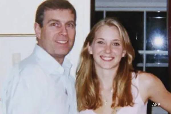 ரஷ்ய பெண்களுடன்... விளாடிமிர் புடினின் உளவுத்துறைக்காக: வெளிவரும் எப்ஸ்டீன் இரகசியம் | Epstein Sinister Links With Putin