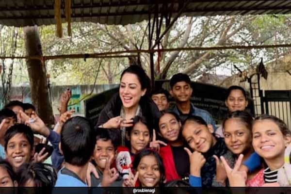 உலகின் சிறந்த ஆசிரியர்: யார் இந்த ரூபிள் நாகி? | Rouble Nagi Global Teacher Prize