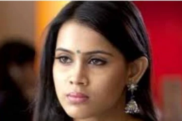 14 வயதில் நடிக்க வந்த ராதாவின் மகள் துளசியா இது? கடும் அதிர்ச்சியில் உறைந்த ரசிகர்கள்! எப்படி ஆகிட்டாங்க பாருங்க