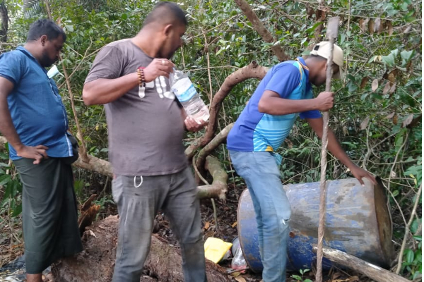 රක්ෂිතයෙන් නිෂ්පාදනාගාර පහක් ... | Srilanka Exercise