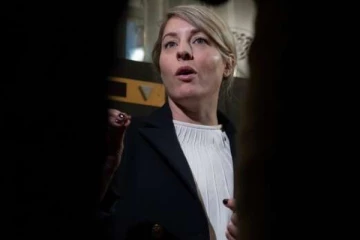 ரஸ்யா மீது மேலும் தடைகளை அறிவித்த கனடா