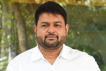 இசையமைப்பாளர் தமன் வாங்கும் சம்பளம் எவ்வளவு தெரியுமா.. இதோ