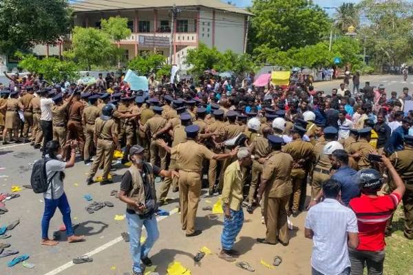 பாரபட்சங்கள் தொடரத்தான் போகிறதா..! | Defferent Justice Tamil Sinhalese In Sri Lanka