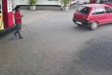 ඉන්ධන පුරවාගෙන සල්ලි නොදී පළාගිය මෝටර් රථය - කැමරාවේ සියල්ල සටහන් වෙයි - (CCTV VIDEO)