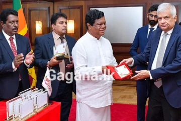 තොණ්ඩමන් මහතාගේ ගුණ සමරමින් විශේෂ සමරු මුද්දරයක් නිකුත් කෙරේ