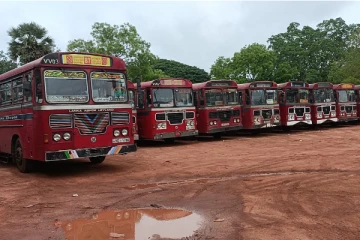 வவுனியா இ.போ.ச சாலையினரால் முன்னெடுக்கப்பட்ட பணிப்புறக்கணிப்பு! எடுக்கப்பட்டுள்ள நடவடிக்கை (Photos)