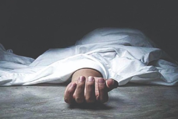 கிளிநொச்சி பஸ் தரிப்பிடத்தில் பெண்ணின் சடலம் | Woman S Body Found At Kilinochchi Bus Stand