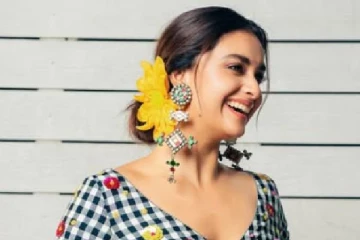 மார்டன் லுக்கில் அசத்தும் நடிகை கீர்த்தி சுரேஷ்.. போட்டோஷூட்..