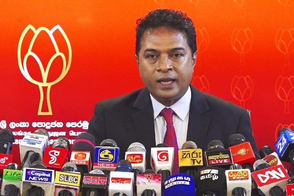 இருந்தால் தேர்தலை உடன் நடத்திக் காட்டுங்கள் : அரசுக்கு மொட்டுக் கட்சி சவால் | Nugegoda Rally Slpp