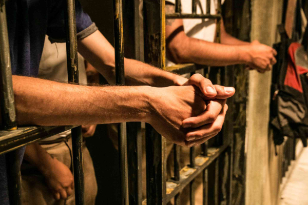 ஜோதிட ரீதியாக ஒருவருக்கு துன்ப காலம் எப்பொழுது முடிவிற்கு வரும்? | How To Overcome Life Struggles From Dark Times