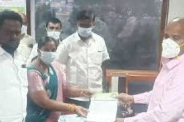 சசிகலாவுக்கு ஹெலிகாப்டர் மூலம் மலர்தூவி வரவேற்புக்கு அமமுகவினர் ஏற்பாடு