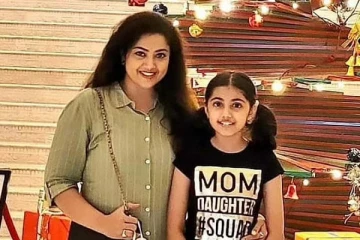 நடிகை மீனா, அவரது மகள் நைனிகாவின் லேட்டஸ்ட் போட்டோஷூட்.. இணையத்தில் செம வைரல்