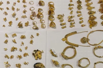 කෝටි ගාණක් වටින රත්තරන් ගෙන්වූ ගුවන් සේවිකාව මාට්ටු