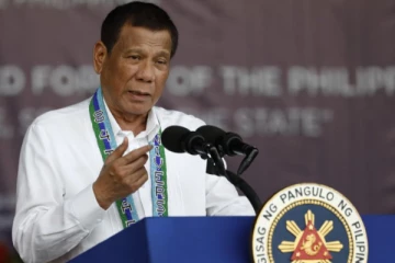 பிலிப்பைன்ஸ் முன்னாள் ஜனாதிபதி கைது