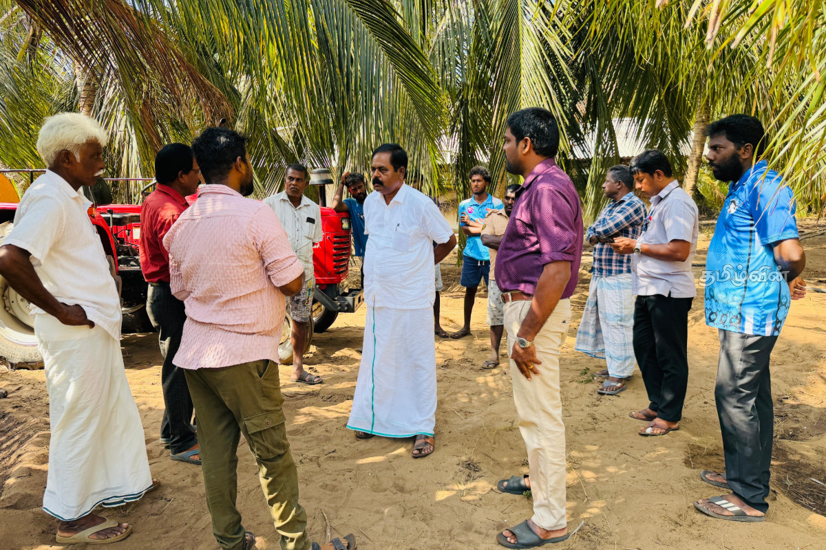 பூநகரி மக்களின் எதிர்ப்புக்கு மத்தியில் நடைமுறைப்படுத்தப்படும் காற்றாலை விசேட திட்டம் - சிறீதரன் எம்.பி கண்டனம் | Poonagari Wind Farm Sridharan Mp Visits