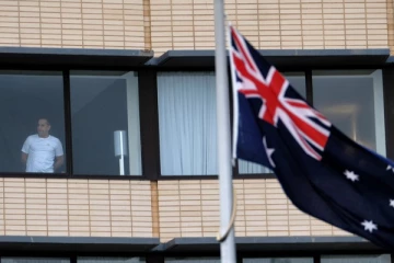 மெல்பேர்ன் தடுப்பு முகாம் காவலாளிக்கு கொரோனா; 2விடுக்கப்பட்ட கோரிக்கை