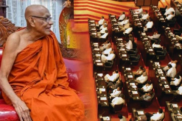 60 வயதாகிவிட்டால் அரசியல்வாதிகள் வீடுகளுக்கு செல்லவேண்டும்!