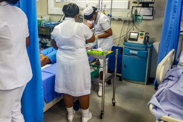 இலங்கையில் முடங்கப்போகும் வைத்தியசாலைகள்..! ஆபத்து தொடர்பில் கடும் எச்சரிக்கை