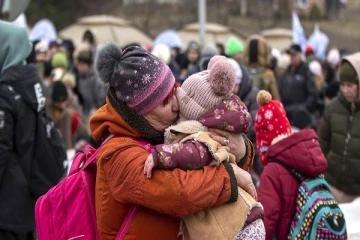 உக்ரைனில் இருந்து அண்டை நாடுகளில் தஞ்சம் புகுந்த 50 இலட்சம் பேர்!
