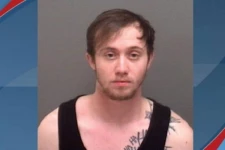 14 வயது சிறுமியிடம் கவர்ந்து பேசி ஆபாசமான வீடியோவை பெற்ற இளைஞன் செய்த செயல்! அதிர்ச்சியடைந்த தாய்... முழு பின்னணி