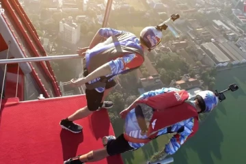 கொழும்பு தாமரை கோபுரத்தில் உலகப் புகழ்பெற்ற சாகச விளையாட்டு!