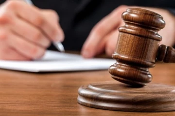 பிரதி அமைச்சர் அப்துல்லா மஹ்ரூப்பின் மூத்த மகனிற்கு அபராதம் விதிப்பு