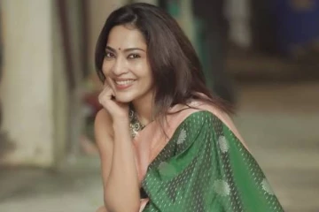 பச்சை நிற புடவையின் அழகில் மயக்கும் தொகுப்பாளினி ரம்யா போட்டோஸ்