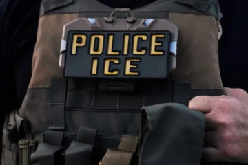 சுவிஸ் நாட்டவர்கள் மூன்று பேர் அமெரிக்காவில் கைது