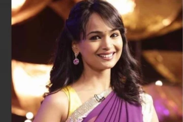 நடிகை கல்யாணியின் மகளா இது, அச்சுஅசல் அப்படியே அவரைப்போலவே உள்ளாரா?- வைரலாகும் போட்டோ