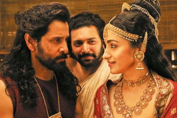 பொன்னியின் செல்வன் 2 முதல் விமர்சனம்.. படம் நல்ல இருக்கா? இல்லையா?