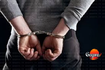 ඉන්දීය ධීවරයින් ලංකාවේ කරක්ගහලා - නාවික හමුදාවෙන් වහාම අත්අඩංගුවට