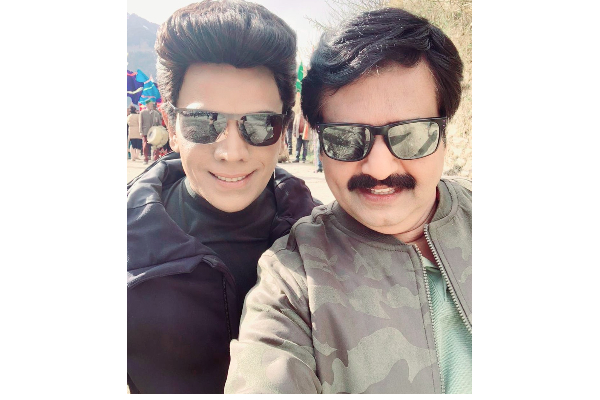 மிஸ் யூ விவேக் சார்...லெஜண்ட் சரவணன் பகிர்ந்த புகைப்படங்கள் - இணையத்தில் வைரல் - தமிழ்நாடு