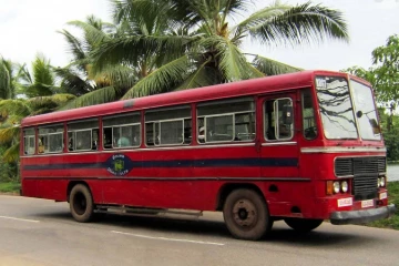 வடமராட்சியில் சிறுவனுக்கு அதிக கட்டணம் அறவீடு செய்த தனியார் பேருந்து நடத்துனர்!