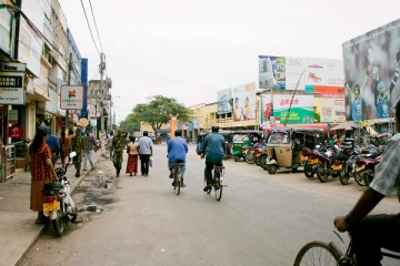 யாழில் வீதியில் சென்றவர் திடீர் மரணம்